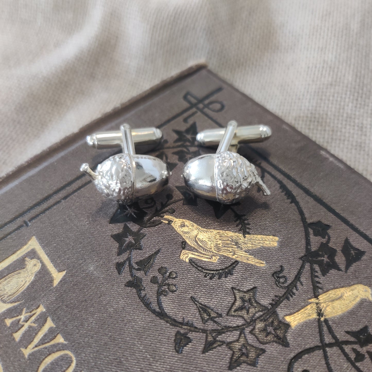 Unique cufflinks in sterling silver. 