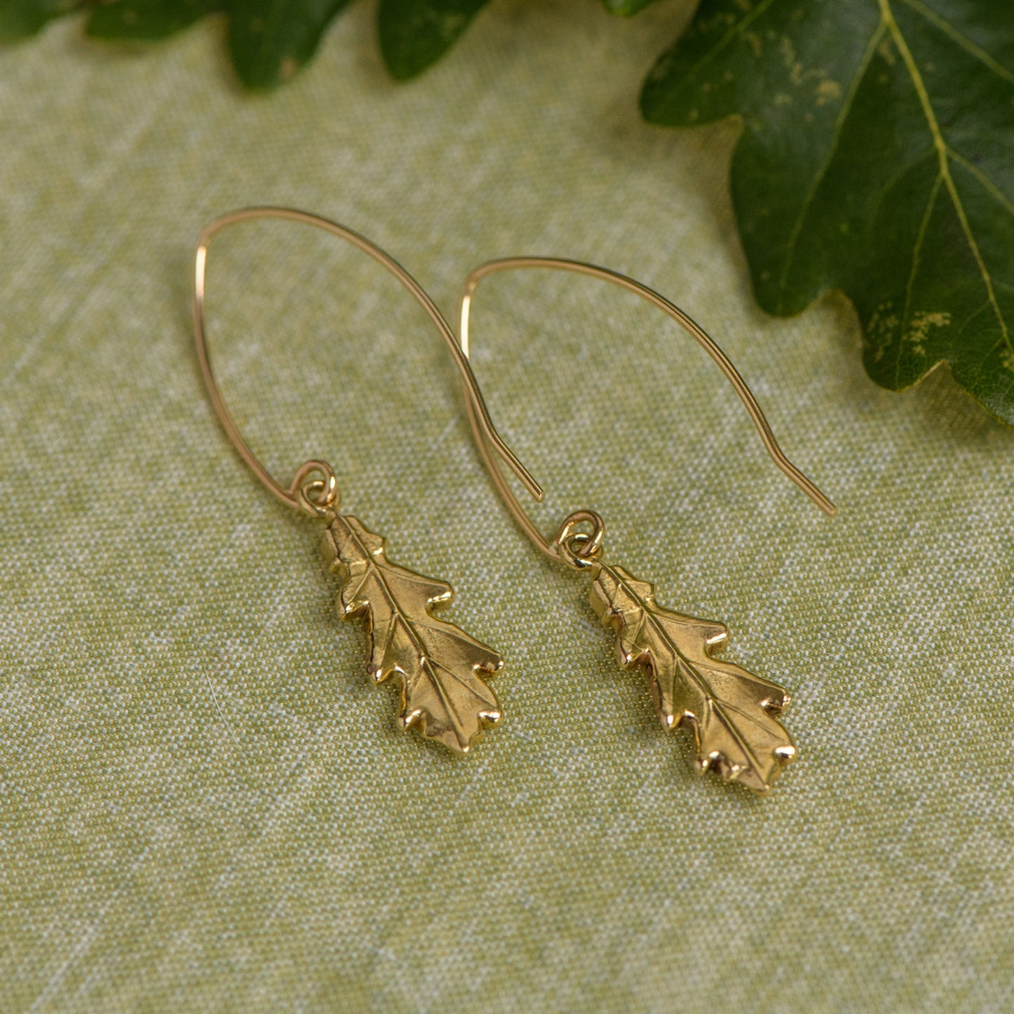 9ct gold oak leaf drop earrings 