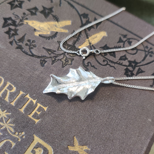 925 sterling silver leaf necklace on a curb chain