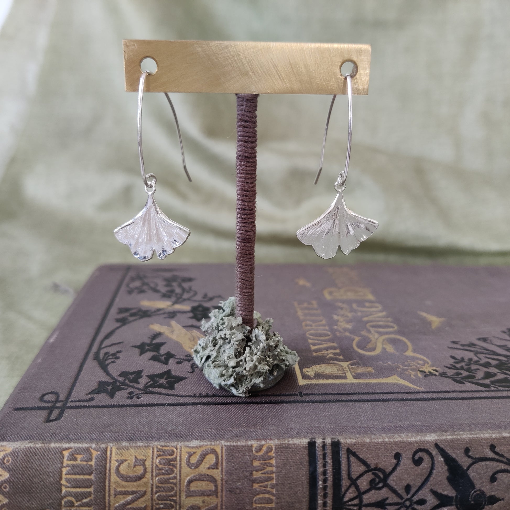 Woodland inspired silver drop leaf earrings