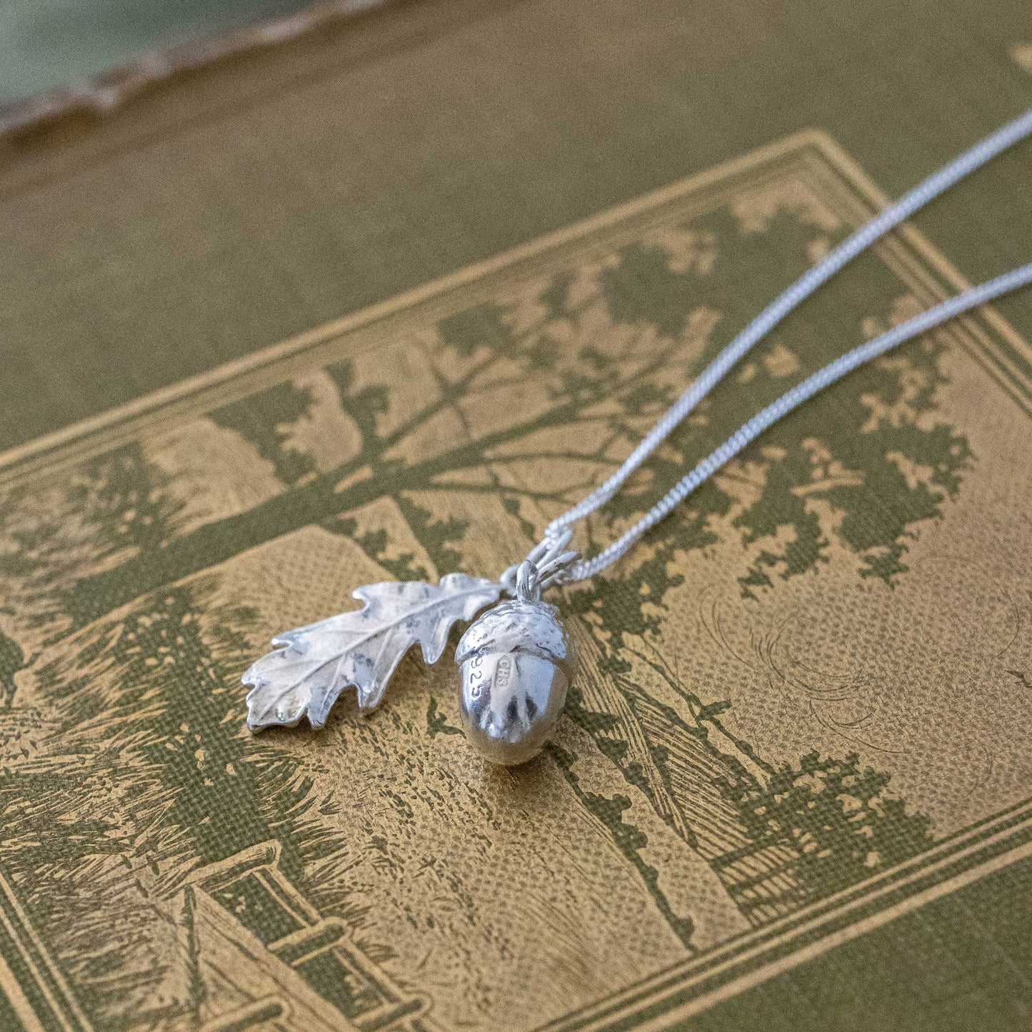 acorn and oak leaf jewellery