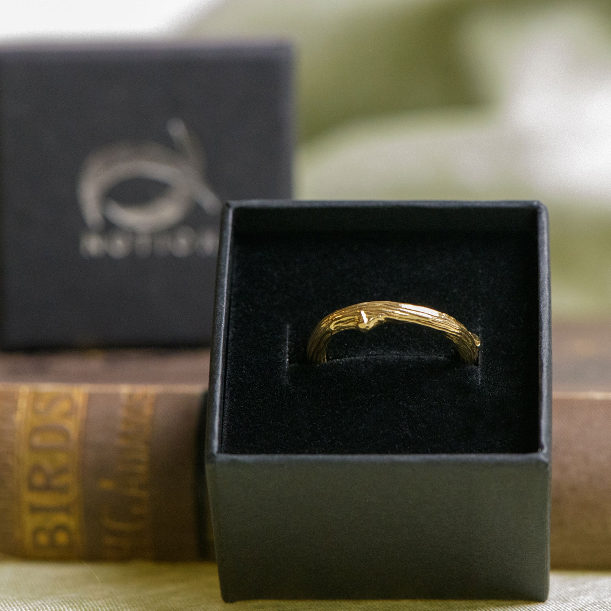 9ct gold wedding ring inspired by woodland style jewellery