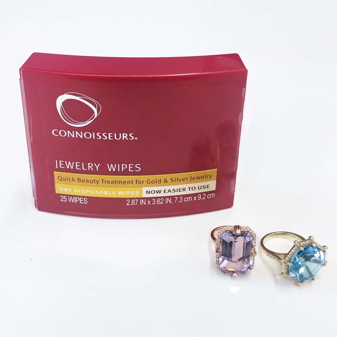 Connoisseurs jewellery dry beauty wipe for gold and silver