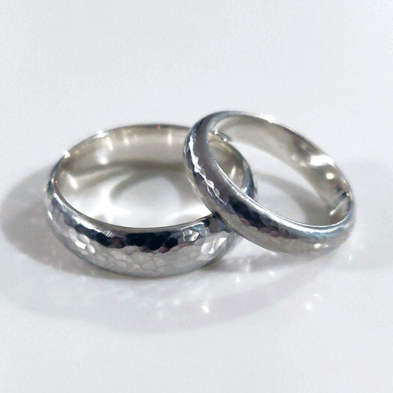 2 textured rings